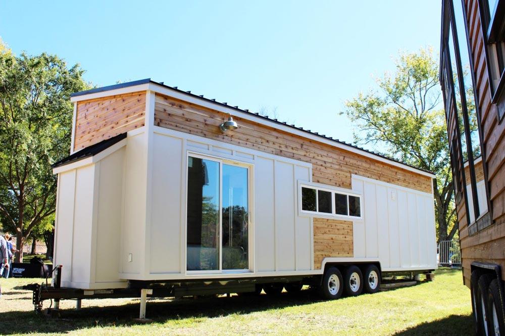 Huge 385-sqft “Everest” Tiny House on Wheels by Mustard Seed Tiny Homes