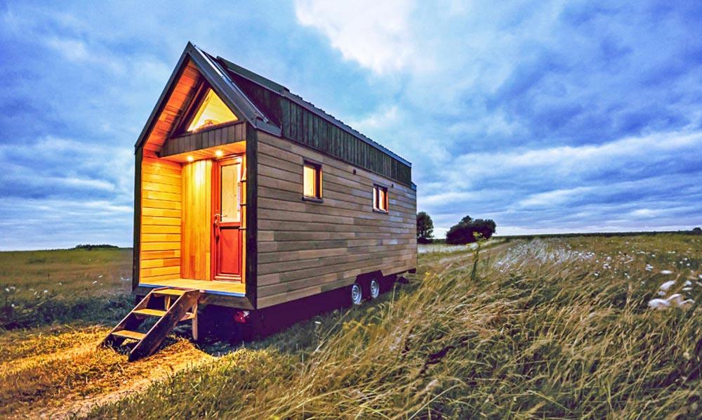 217-sqft "Odyssee" Tiny House by Tiny House Baluchon