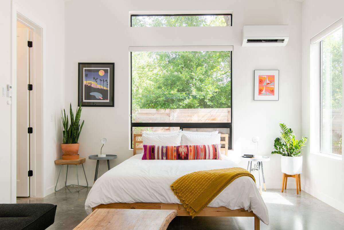 360-sqft Backyard ADU Tiny House in Austin, Texas