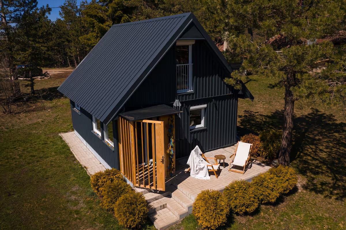 540-sqft Mountain Cabin—A Peaceful Winter Retreat in the Mountains