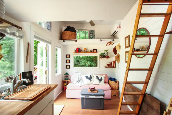 22 Tiny Houses in New York For Rent on Airbnb & VRBO! - Dream Big Live ...