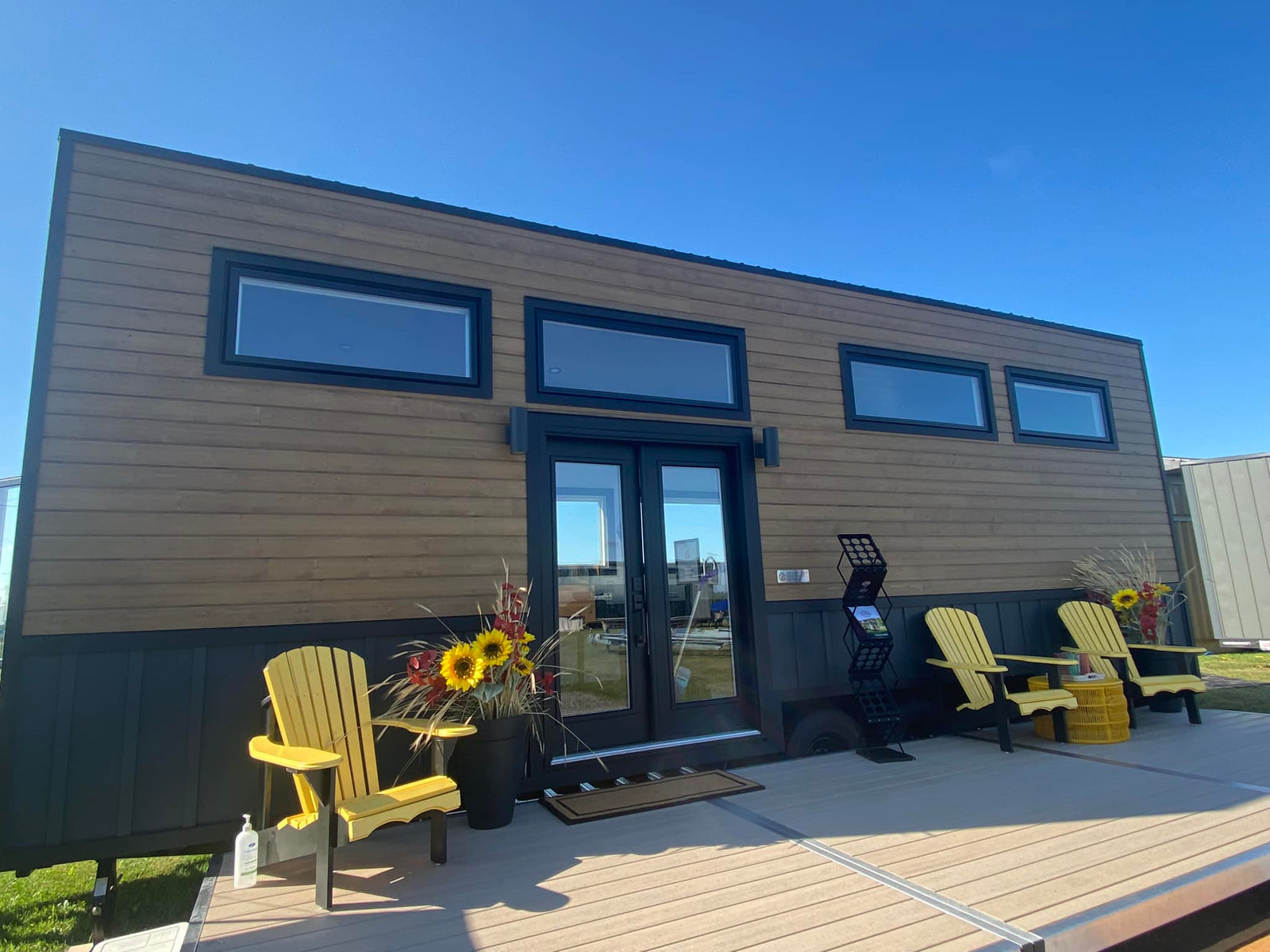 The Hudson—A 4-Season 255-sqft Modern Tiny Home