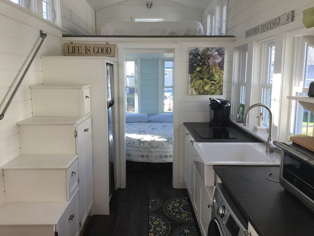 The Bright and Airy 350-sqft "Seagrass Cottage" Tiny House on Wheels