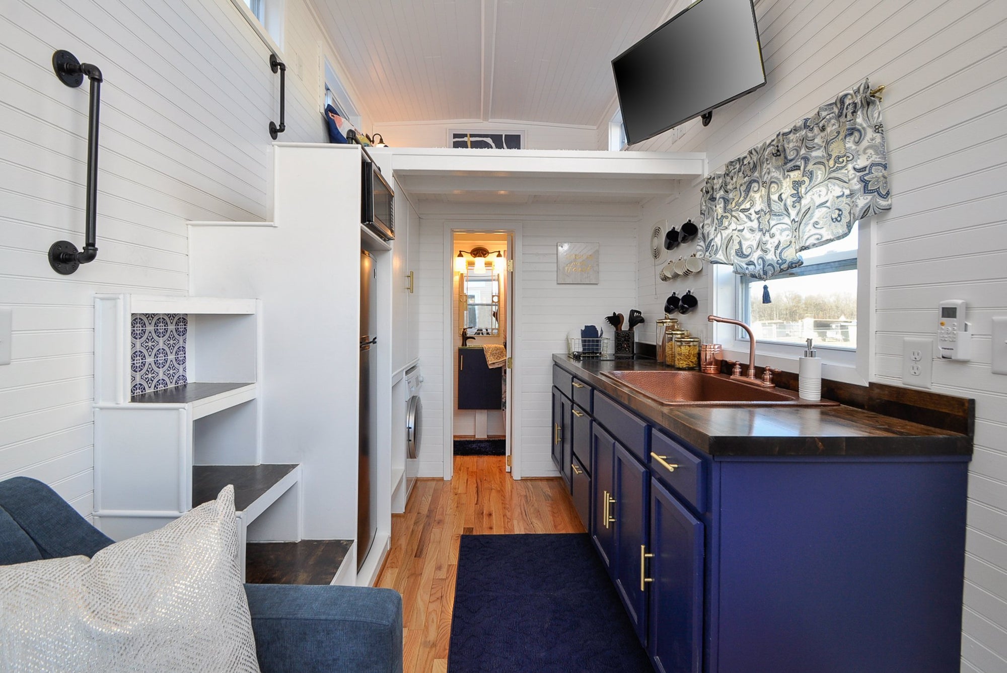 The Charming 18’ “Ascot” Tiny Home by Tiny House Building Company