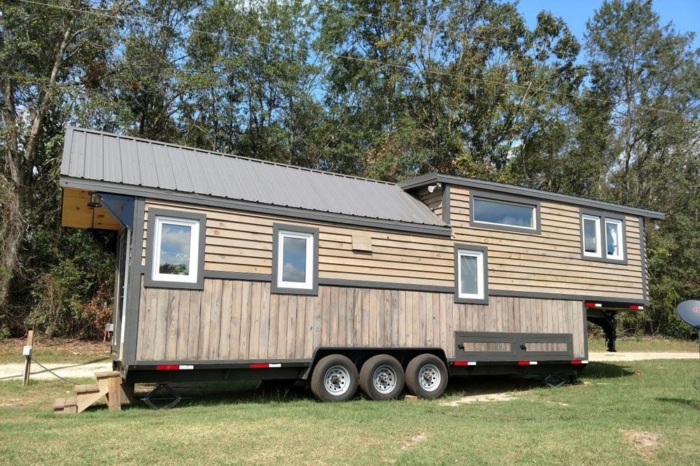 "Luxury 40" Gooseneck Tiny House on Wheels by Hummingbird Tiny Housing