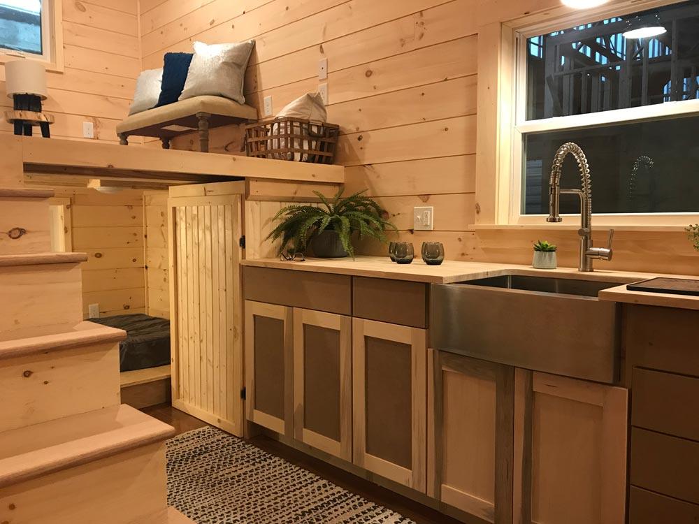 22' "Sweet Dream" Reverse Loft Tiny House on Wheels by Incredible Tiny Homes