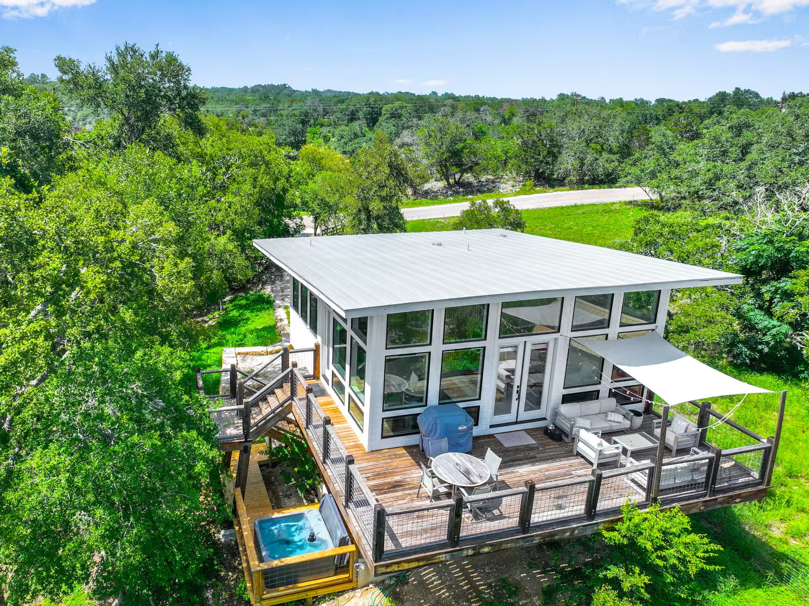 Inside a Gorgeous 700-Sq-Ft Garage Apartment in the Texas Hill Country